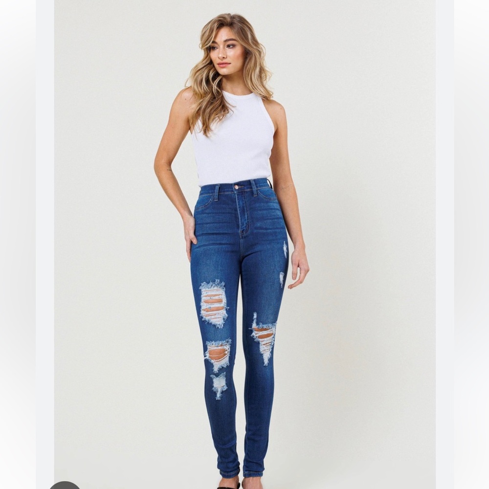 Dark Wash Distressed Skinny Jeans